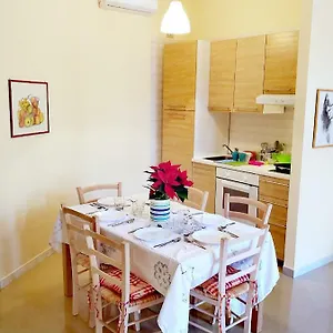 Brezzolina With Parking , Bitonto Italia